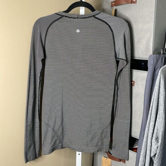Lululemon Swiftly Tech Long Sleeve Crew Sz 6 Tempo Stripe Black White 613 - Picture 3 of 6